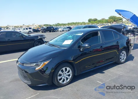 2024 Toyota Corolla Le z USA, uszkodzony, nr VIN 5YFB4MDE8RP131397